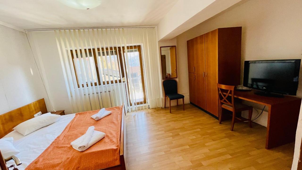 Pensiunea Luminita Buşteni Εξωτερικό φωτογραφία