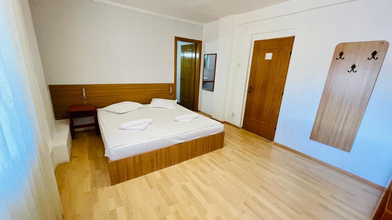 Pensiunea Luminita Buşteni Εξωτερικό φωτογραφία