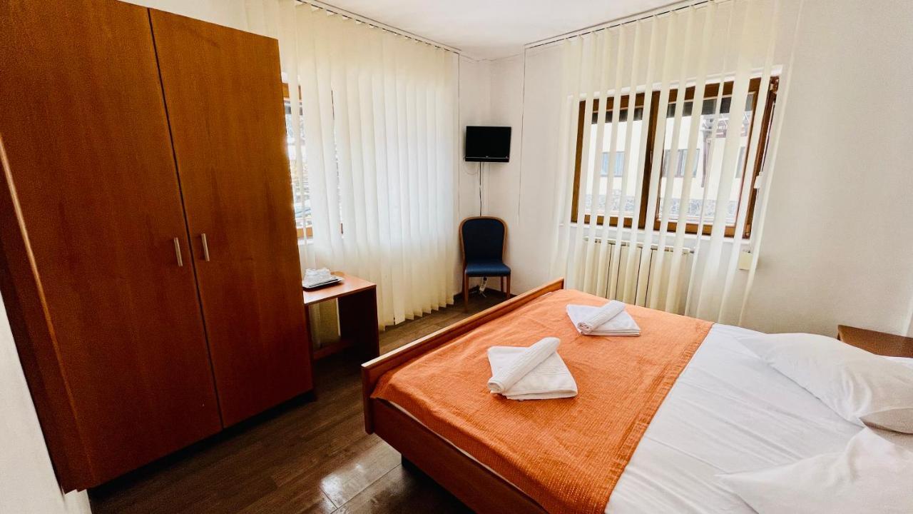 Pensiunea Luminita Buşteni Εξωτερικό φωτογραφία